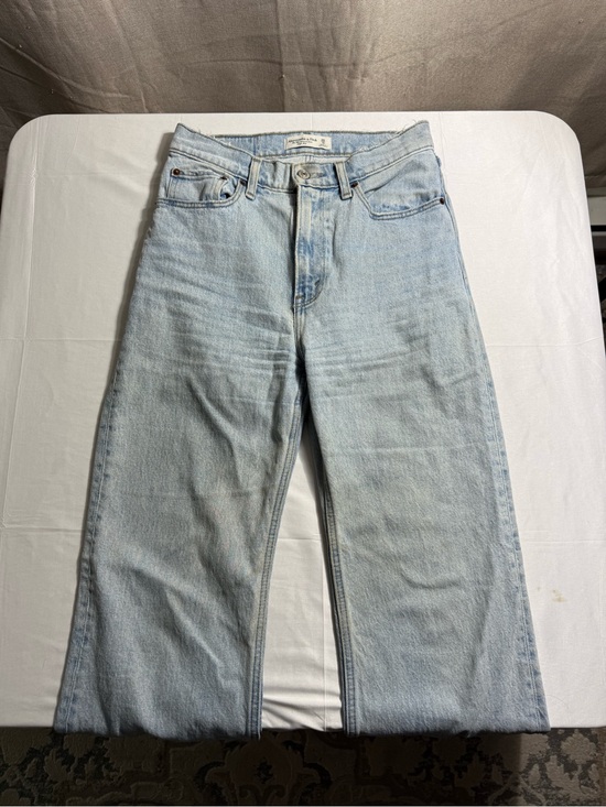 Abercrombie & Fitch Other - Abercrombie & Fitch Women's '90s Relaxed High Rise Jeans Blue Size 25